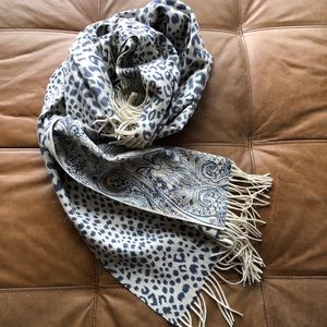 100% cashmere scarf